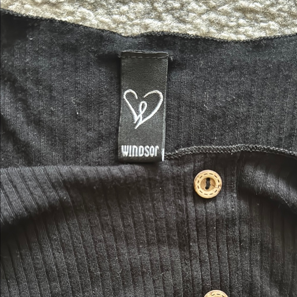 Black Ribbed Button-Up Top - Picture 2 of 2